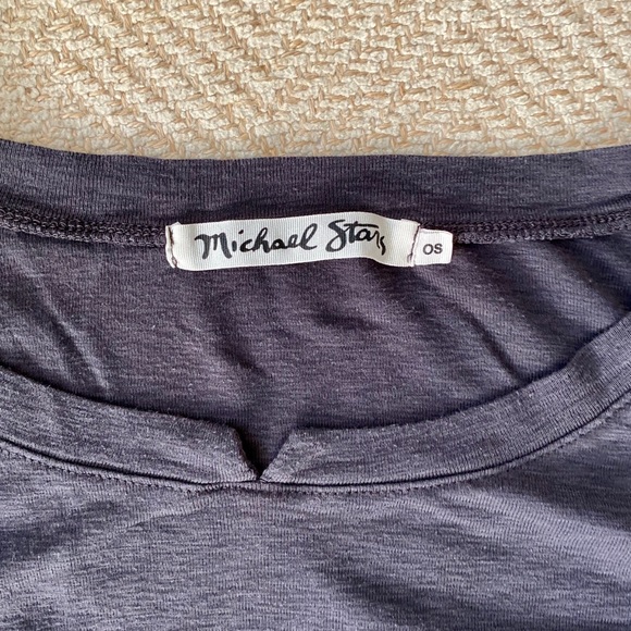 💫Charcoal Michael Stars Tee💫 - Picture 2 of 2